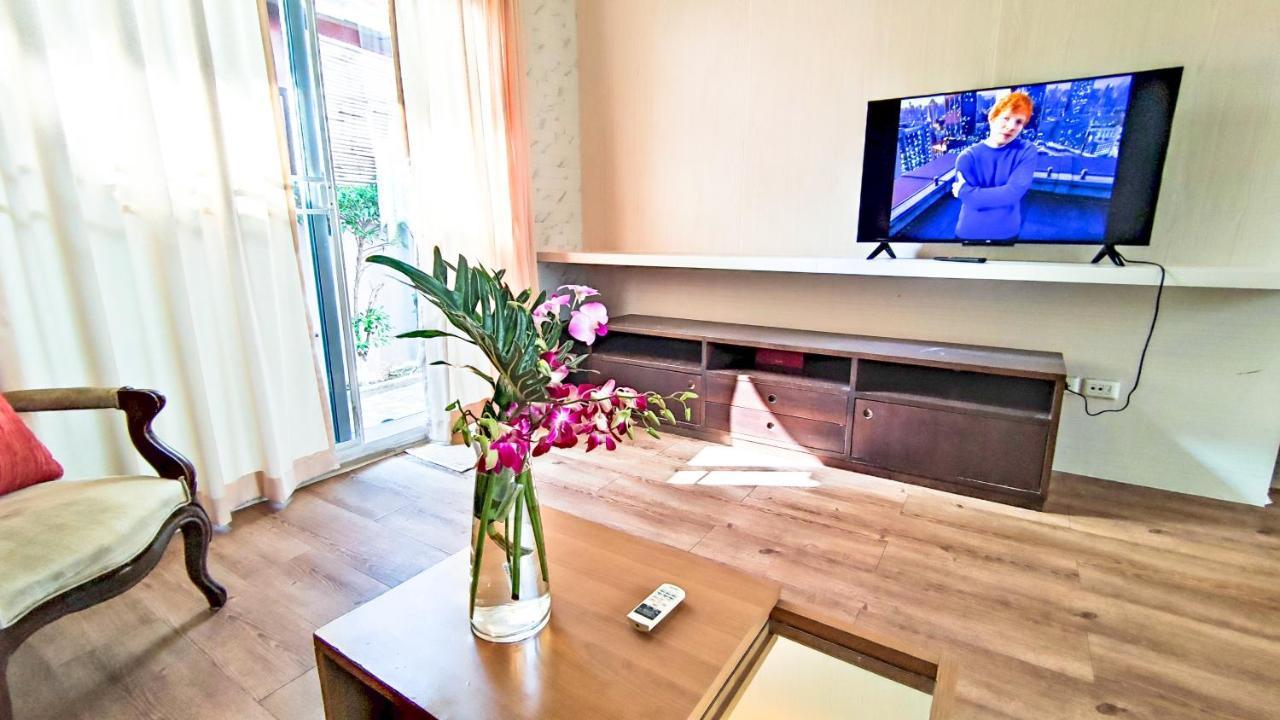 Fiscus 3 Bedrooms With Private Pool. Villa
