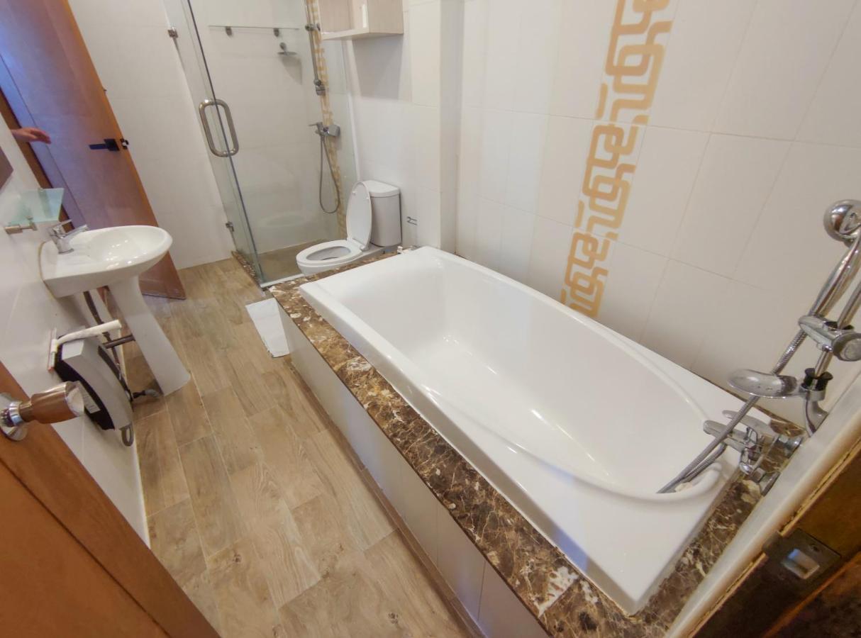 Fiscus 3 Bedrooms With Private Pool. Pattaya