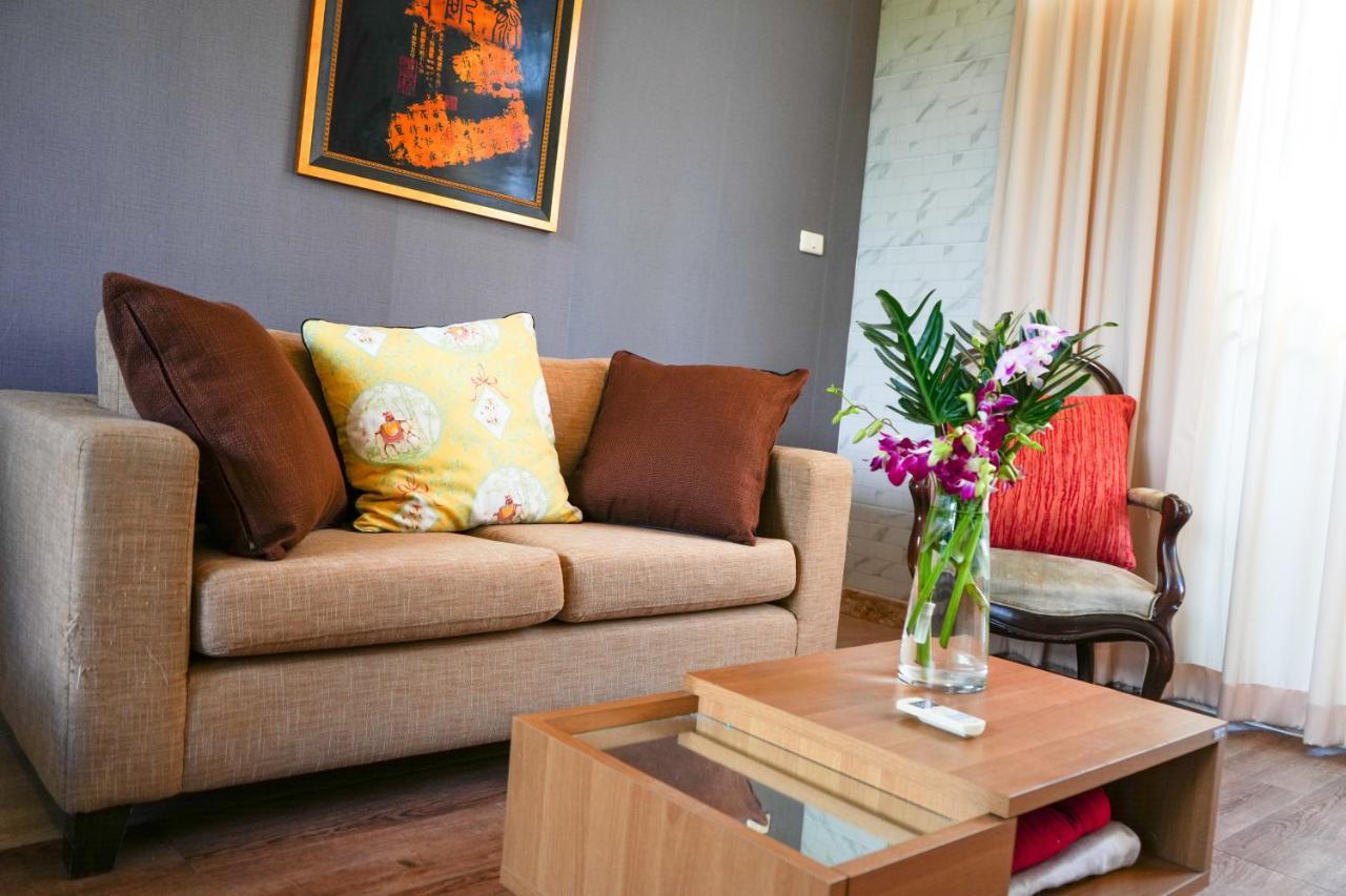 Fiscus 3 Bedrooms With Private Pool. Pattaya