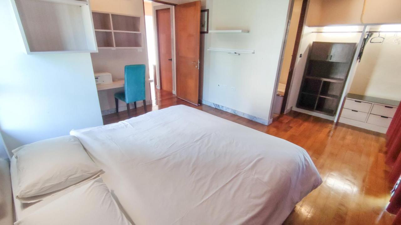 Fiscus 3 Bedrooms With Private Pool. Villa *